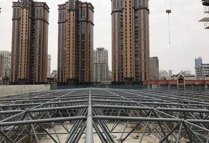 冀州螺栓球网架结构